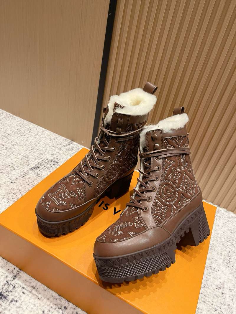Women Louis Vuitton Shoes-538